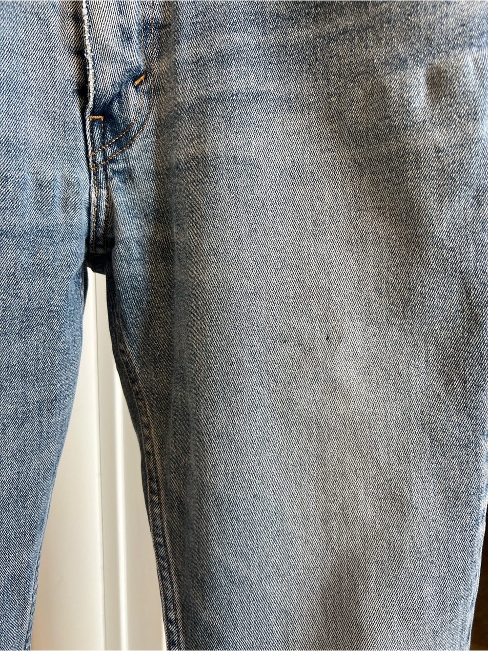 Levi's Men's Light Blue Slim Straight Jeans - Picture 3 of 6